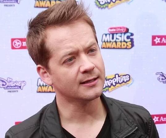 Jason Earles - Bio, Facts, Family Life of Actor