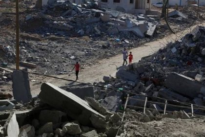Izraelská invaze do Gazy navzdory obětem pokračuje. Padlo 14 vojáků