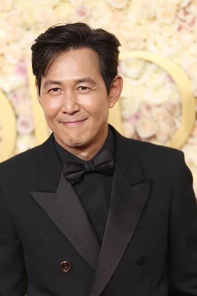 Lee Jung-jae is dressing like Squid Game's big bad – and the internet theories might be onto something