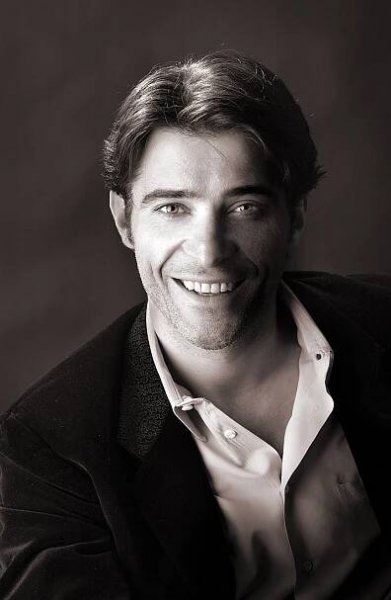 [ Goran Višnjić Archive ]