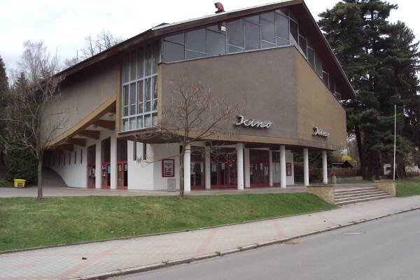 Kino Máj (Doksy)
