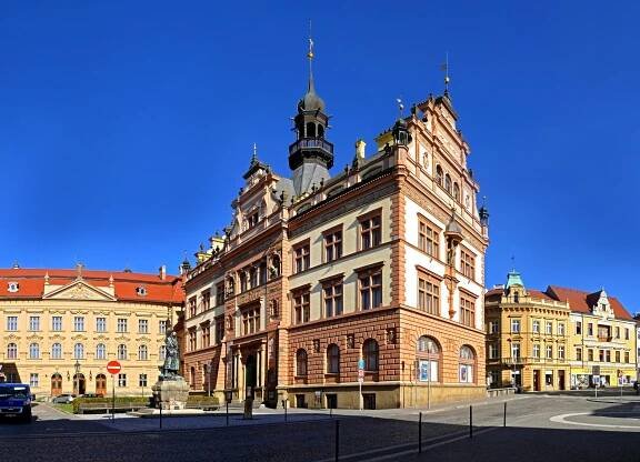 Regionální muzeum v Chrudimi vám odhalí expozici plakátů Alfonse Muchy