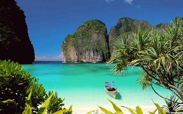 Koh lanta zaliv s lodkou