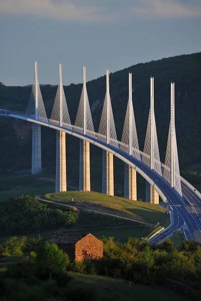 Fantastické inženýrství - Viadukt Millau (S02E02) (2016)