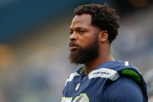 NFL Player Michael Bennett Says He Was Assaulted by Las Vegas Police