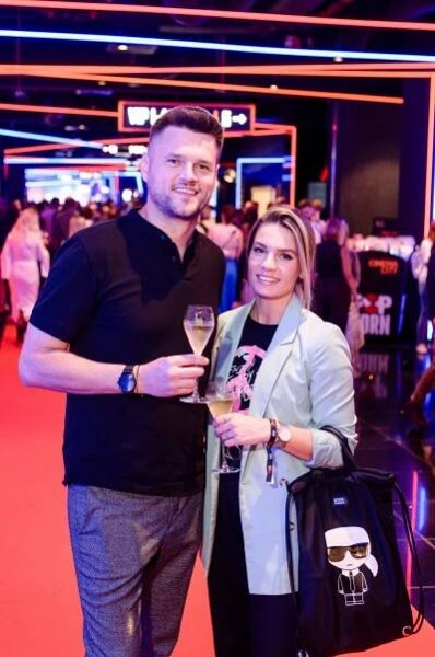 Slovensko sa dočkalo prvého megaplexu! Na otváračke nemohli chýbať známe tváre šoubiznisu | WomanMan