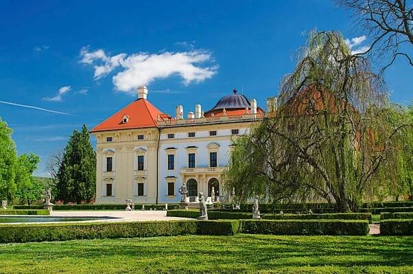 Zámek Slavkov: místo, kde se psaly dějiny | Cestujeme.info