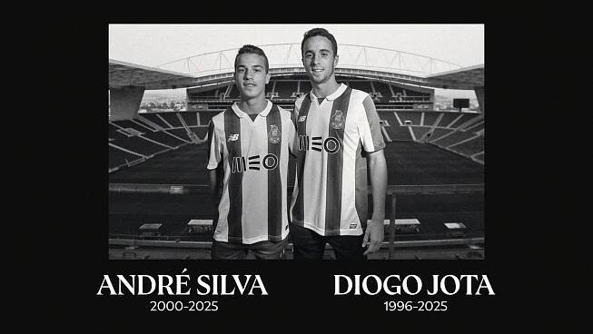 Diogo Jota and Andre Silva commemorations at Preston v Liverpool