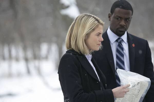 Stav ohrožení - World's Best Dad - Z filmu - Rachael Taylor, Lance Gross