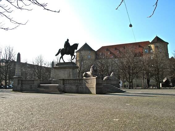 Karlsplatz (Stuttgart)