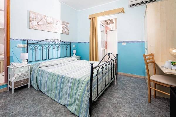 Hotel Al ponte - NEJLEPŠÍ CENY ubytování ve městě Lignano Sabbiadoro