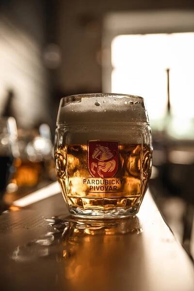 Pardubický pivovar přestane vařit pivo. Výrobu by měl obstarat Ostravar