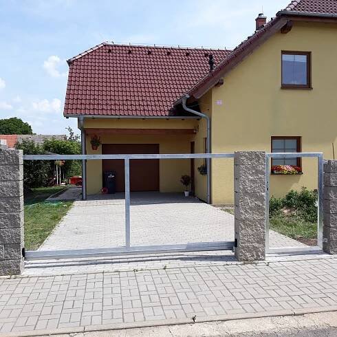 Vjezdová brána a branka - RP systémy