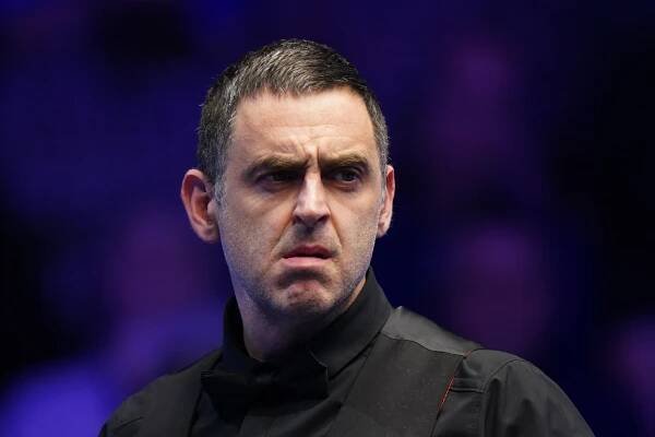 Ronnie O’Sullivan sees off Michael White to reach last 32 of World Open in China