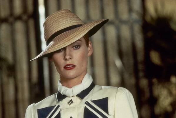 Indiana Jones a Poslední křížová výprava - Z filmu - Alison Doody