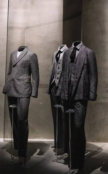 Armani Silos