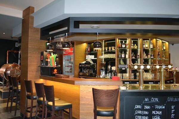 KOMETA PUB