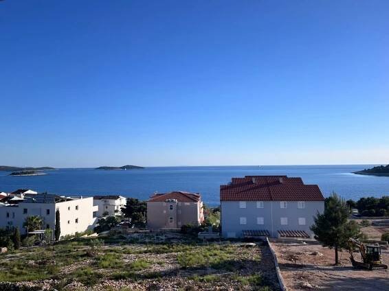 ŠIBENIK, ROGOZNICA - Apartmán v blízkosti pláže