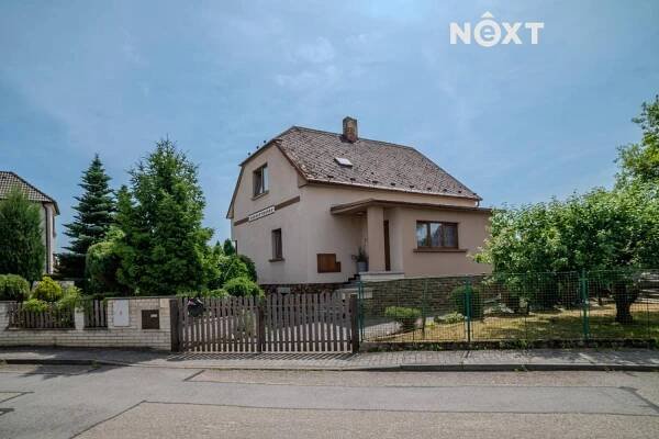 Prodej Rodinný dům, 142m2, Zahájí | Reality.iDNES.cz 