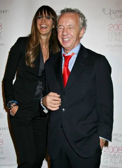 Nádherná Elle Macpherson (58) se nechala zvěčnit nahoře bez. Autorem snímků je její slavný exmanžel (78)