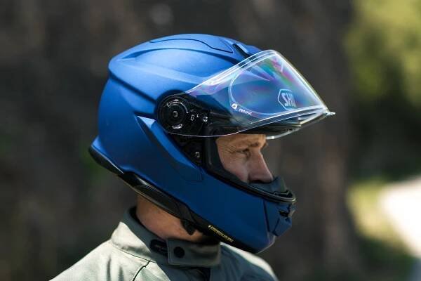 SHOEI GT Air3 - Sportovně cestovní helma 