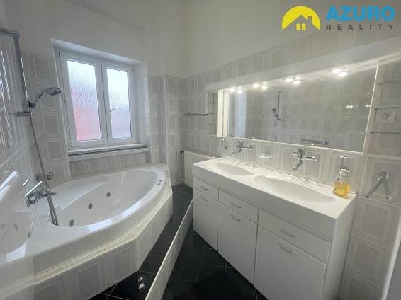 4 ložnice byt o velikosti 76.83 m² - Váš nový pronájem