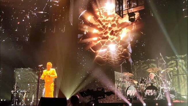 ROBBIE WILLIAMS - Feel (Praha 7.9.2025)