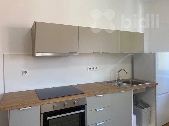 Pronájem bytu 1+kk v centru Vizovic - Pronájem bytu 1+kk 30 m², Masarykovo nám., Vizovice