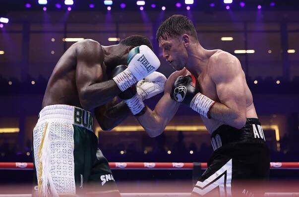 Callum Smith beats Joshua Buatsi to take interim WBO title