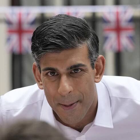PM backs Met Police amid criticism of ‘bid to disrupt protest’ during coronation