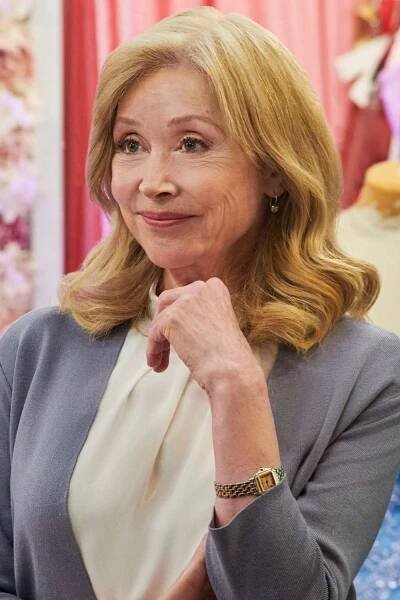 Sherry Miller as Sherri in Hallmark Channel's 'Never Too Late to Celebrate'.