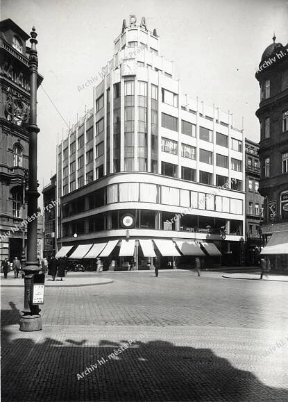 Velká Praha. 100 let od sloučení Prahy s předměstími