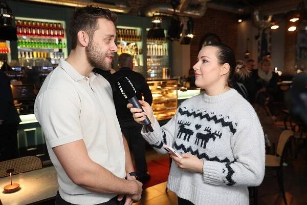 Víme, kdo je nová přítelkyně Vincenta Navrátila! Nahradila Pepína a pracuje pro Hanychovou
