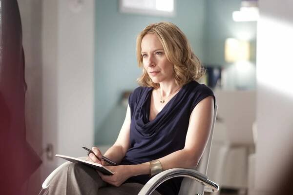 V odborné péči - Adele - týden 1. - Z filmu - Amy Ryan