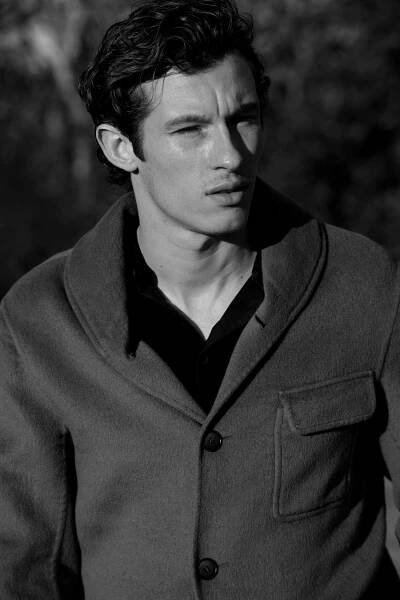 GIORGIO ARMANI jacket and shirt.