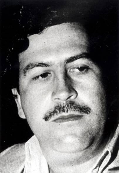 FOTO: Drogový král Pablo Escobar. – stránka 1