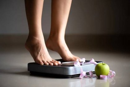 Hubnutí: Proč nejdou kila při dietě dolů?
