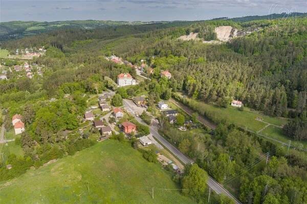 Stavební pozemek 929 m určený pro výstavbu rodinného domu v obci Prosečnice