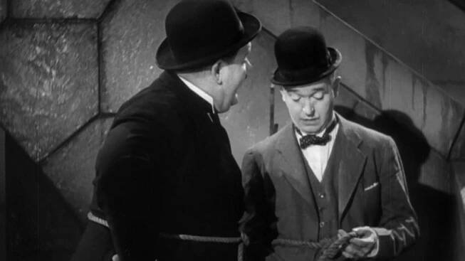 Grotesky Laurela a Hardyho: Laurel a Hardy v cizinecké legii | TV Noe