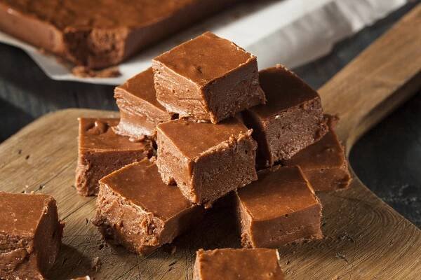 Domácí tmavé čokoládové Fudge — Stock obrázek