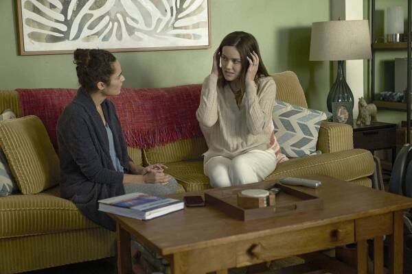 Stephanie Nogueras, Megan Boone - Obžalovaní - Ava's Story - Z filmu
