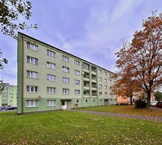 Pronájem Byt 2+1, Hlavní, Chodov, okres Sokolov