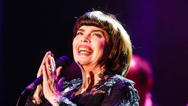 Mireille Mathieu (Kongresové centrum, Praha, 16. října 2016)