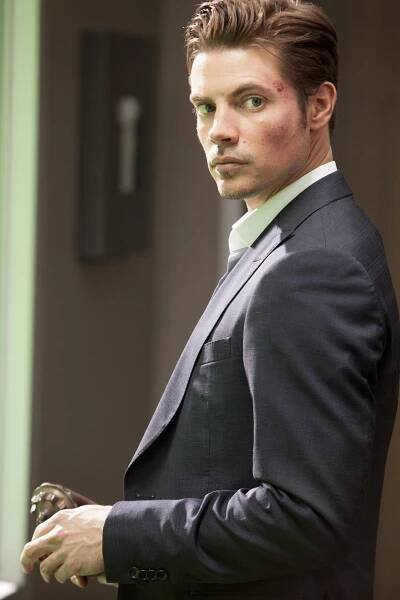 Dallas - Playing Chicken - Z filmu - Josh Henderson