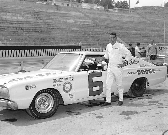 Cotton Owens Garage : Photo Gallery and Archival Images from Great Moments in NASCAR History from 1966-1967