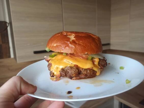 Hamburger - Americká klasika - Putování Světem