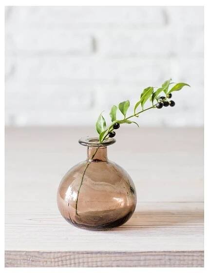 Šedá kulatá váza z recyklovaného skla Garden Trading Grey, ø 11 cm