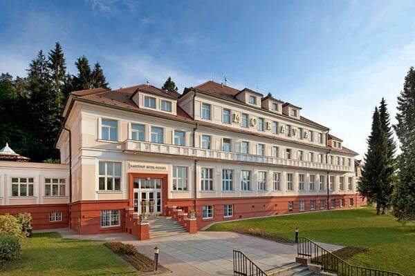 Lázeňský hotel Morava, Luhačovice, Česko, CK Geovita