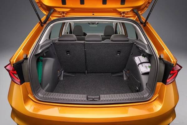 Nová Škoda Fabia konečně stojí na platformě MQB. Nedostane diesel ani hybrid, ale může mít 150 koní