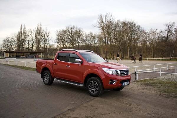 Nissan Navara - komfort, bláto a vánoční stromky | Recenze & testy | Autíčkář.cz